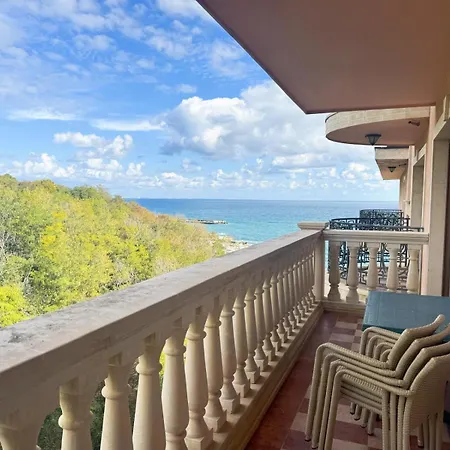 Port Palace 2 וארנה