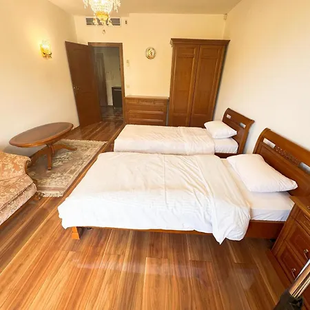 Lejlighed Port Palace 2