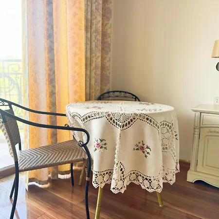 Port Palace 2 דירה