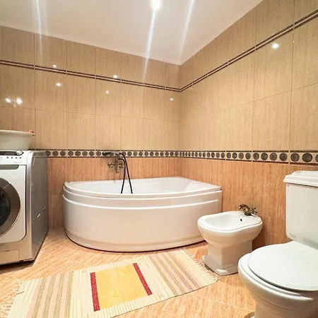 דירה Port Palace 2 *